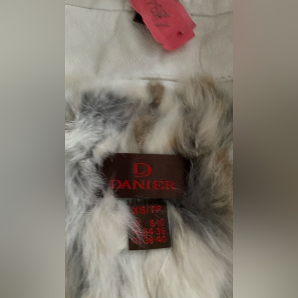 White Danier leather coat with rabbit fur inside. - Picture 5 of 9